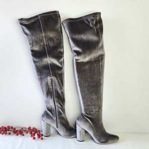 Fahrenheit Gray Soft Faux Velvet Heeled Over The Knee Boots Women's Size 7 1/2
